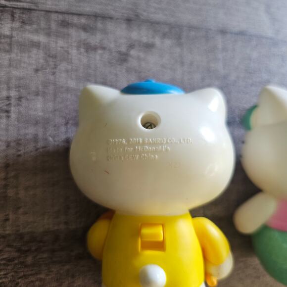 Lot of Three 2013 Sanrio Hello Kitty McDonald's Toys Artist Teacher Mermaid Gift - Picture 5 of 5